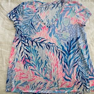 Lily Pulitzer cotton tee v neck Etta tee medium